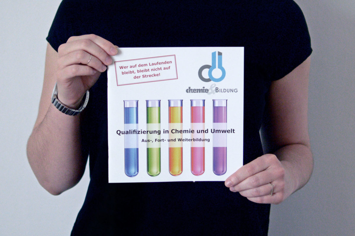 Chemie und Bildung, Imagefolder, Titelseite