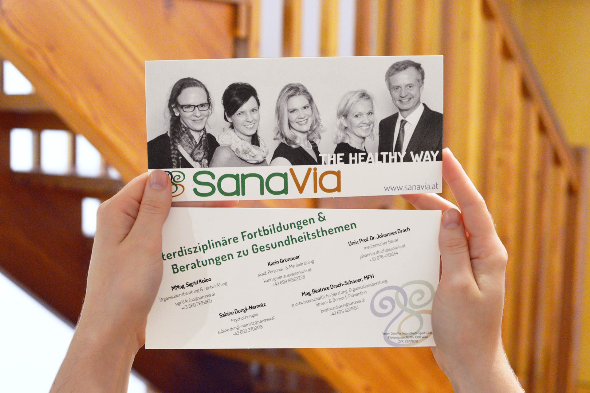 SanaVia Flyer mit Team